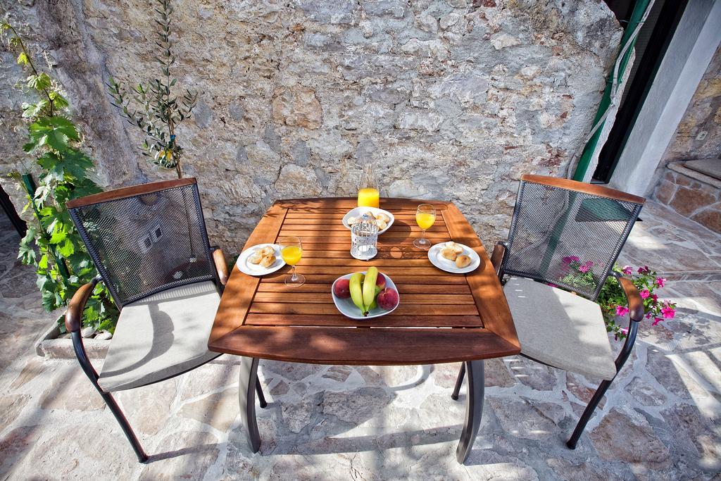 Paradise Stone Apartments Бол Екстериор снимка
